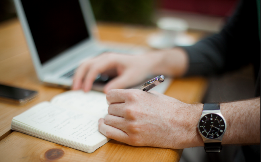 SEO優化企業品牌詞排名提升的種方法