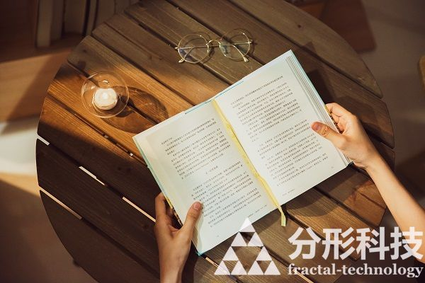 現代化大學網站建設:推動教育與技術的融合 現代化大學網站建設:推動教育與技術的融合